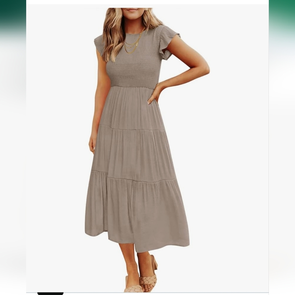 Zesica prairie style milkmaid, ruched dress w layered skirt Sz Med NWT